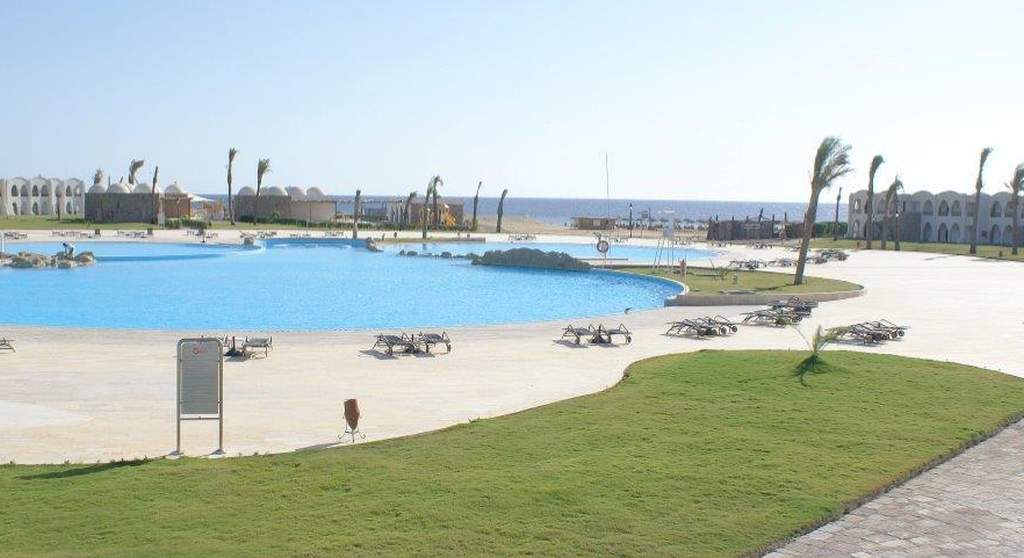 Gorgonia Beach Resort Marsa Alem Dış mekan fotoğraf